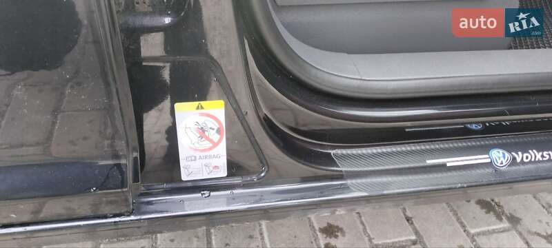 Мінівен Volkswagen Touran 2008 в Львові