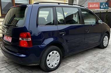 Мінівен Volkswagen Touran 2005 в Сарнах