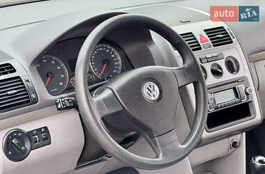 Минивэн Volkswagen Touran 2009 в Виннице