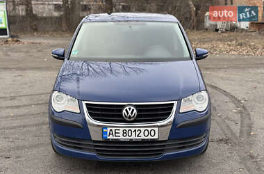 Минивэн Volkswagen Touran 2010 в Днепре