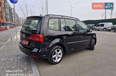 Минивэн Volkswagen Touran 2014 в Киеве