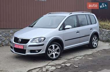 Мінівен Volkswagen Touran 2008 в Полтаві