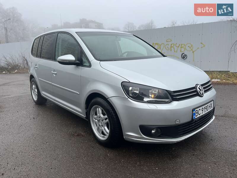 Минивэн Volkswagen Touran 2013 в Львове