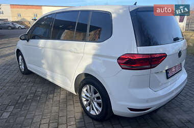 Мікровен Volkswagen Touran 2016 в Самборі