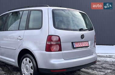 Мінівен Volkswagen Touran 2009 в Івано-Франківську