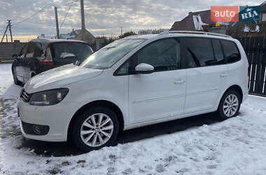 Мінівен Volkswagen Touran 2014 в Луцьку