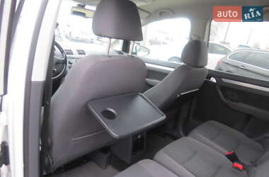 Мінівен Volkswagen Touran 2010 в Кропивницькому