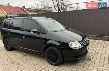 Мінівен Volkswagen Touran 2006 в Мукачевому