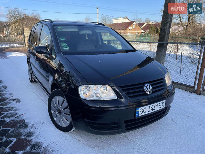 Минивэн Volkswagen Touran 2004 в Теребовле