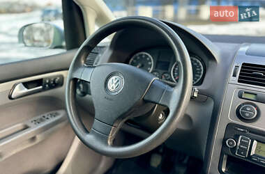 Мінівен Volkswagen Touran 2008 в Вінниці