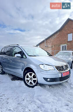 Мінівен Volkswagen Touran 2007 в Львові