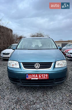 Минивэн Volkswagen Touran 2004 в Львове