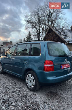 Минивэн Volkswagen Touran 2004 в Львове