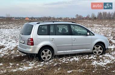 Мінівен Volkswagen Touran 2003 в Калинівці