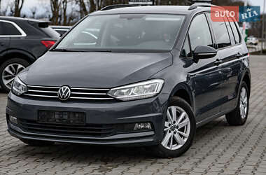 Микровэн Volkswagen Touran 2020 в 