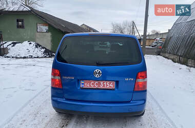 Минивэн Volkswagen Touran 2004 в Ивано-Франковске