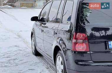 Мінівен Volkswagen Touran 2009 в Старокостянтинові