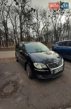 Минивэн Volkswagen Touran 2007 в Полтаве