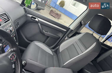 Минивэн Volkswagen Touran 2014 в Сарнах