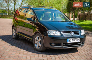 Мінівен Volkswagen Touran 2005 в Новояворівську