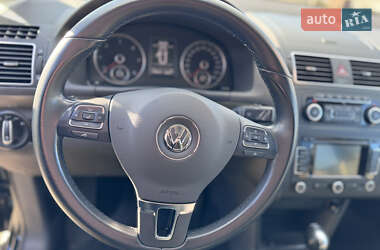 Минивэн Volkswagen Touran 2011 в 