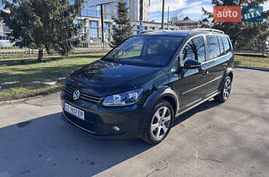 Минивэн Volkswagen Touran 2011 в Черновцах