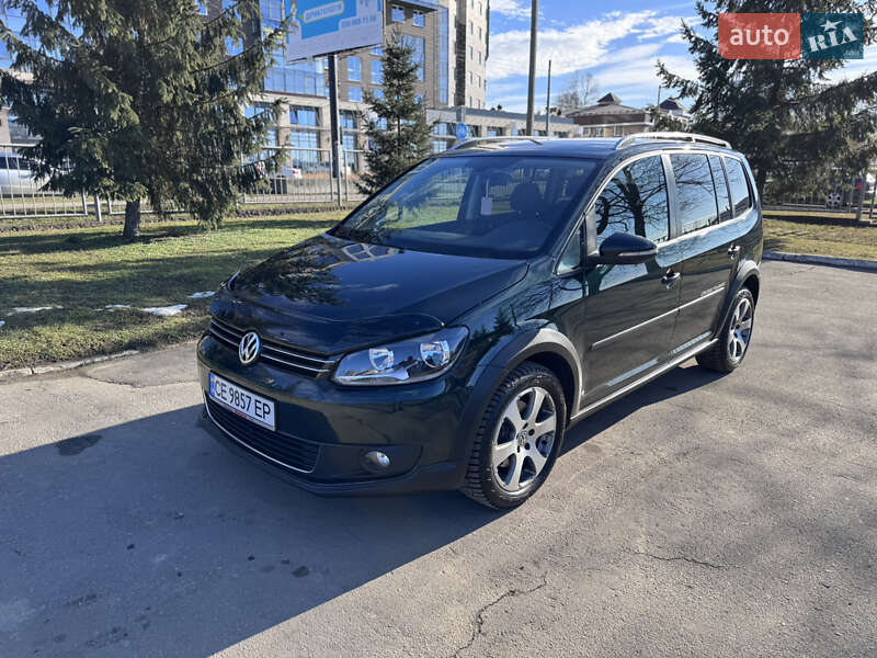 Минивэн Volkswagen Touran 2011 в 