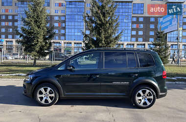 Минивэн Volkswagen Touran 2011 в 