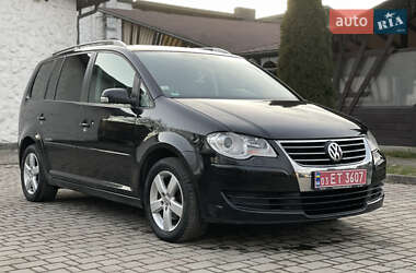 Минивэн Volkswagen Touran 2009 в Ивано-Франковске