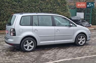 Мінівен Volkswagen Touran 2009 в Луцьку