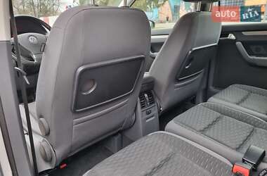 Мінівен Volkswagen Touran 2009 в Луцьку