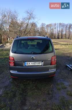 Мінівен Volkswagen Touran 2007 в Нетішині