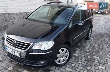 Минивэн Volkswagen Touran 2009 в Ходорове