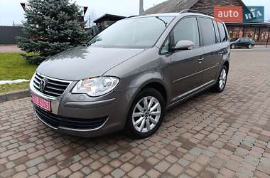 Мінівен Volkswagen Touran 2008 в Сарнах