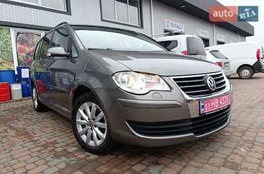 Мінівен Volkswagen Touran 2008 в Сарнах