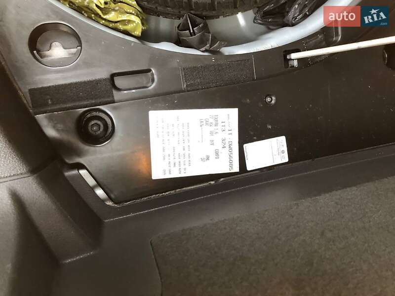 Минивэн Volkswagen Touran 2012 в Харькове фото 13 Минивэн Volkswagen Touran 2012 в Харькове