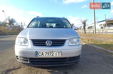 Мінівен Volkswagen Touran 2005 в Городищеві