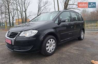 Минивэн Volkswagen Touran 2007 в Харькове