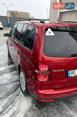 Мінівен Volkswagen Touran 2007 в Березанці