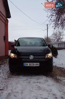 Мінівен Volkswagen Touran 2013 в Олиці