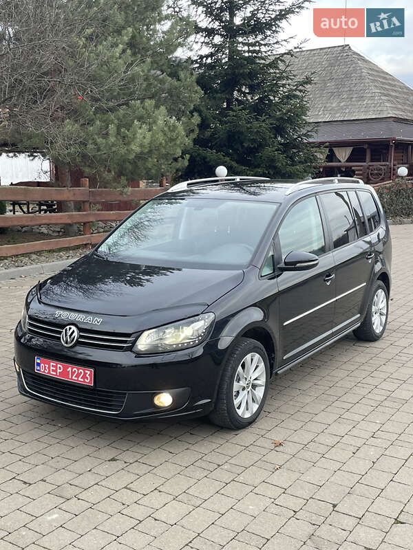 Минивэн Volkswagen Touran 2012 в Мукачево