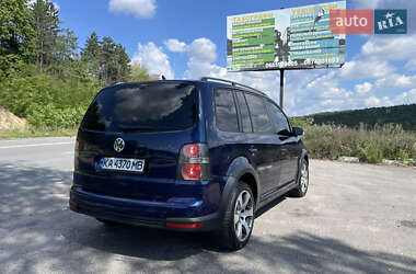 Мінівен Volkswagen Touran 2007 в Києві