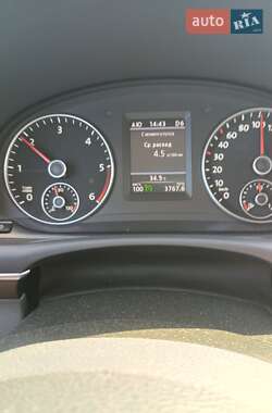 Мінівен Volkswagen Touran 2013 в 
