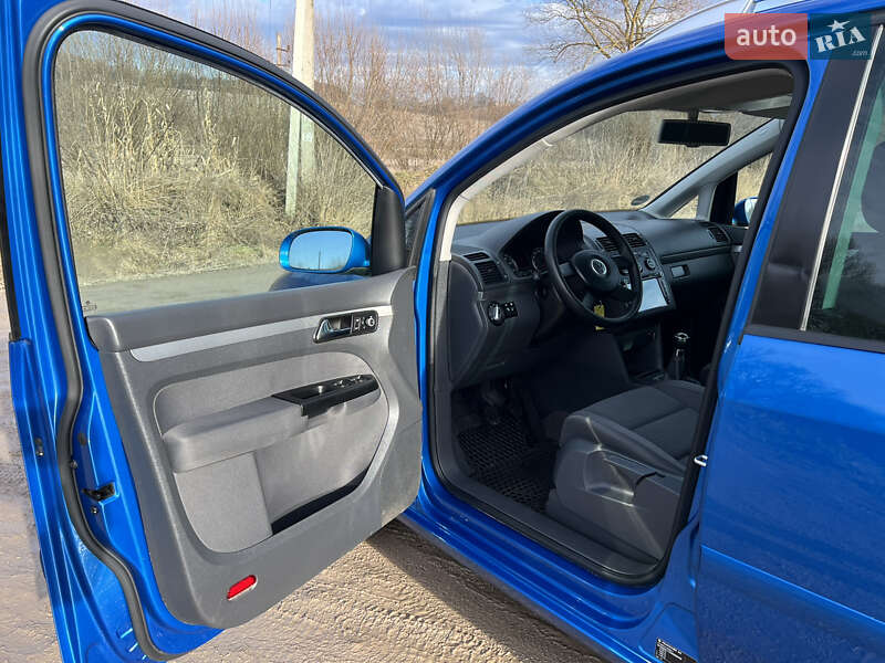 Минивэн Volkswagen Touran 2003 в Тернополе