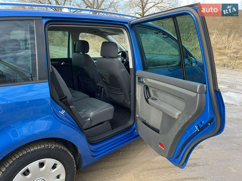 Минивэн Volkswagen Touran 2003 в Тернополе