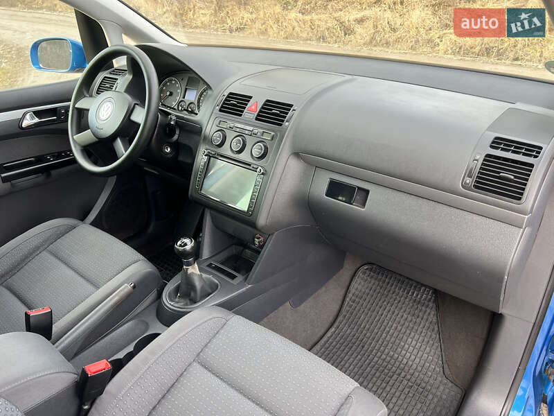 Минивэн Volkswagen Touran 2003 в Тернополе