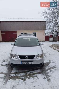 Мінівен Volkswagen Touran 2006 в Костопілі