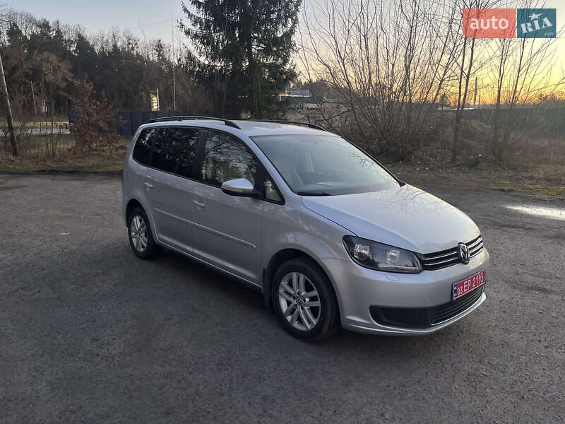 Volkswagen Touran 2014