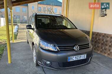 Мінівен Volkswagen Touran 2012 в Стрию