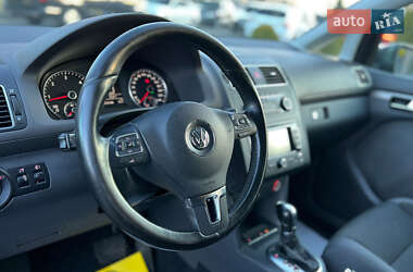 Минивэн Volkswagen Touran 2011 в Львове